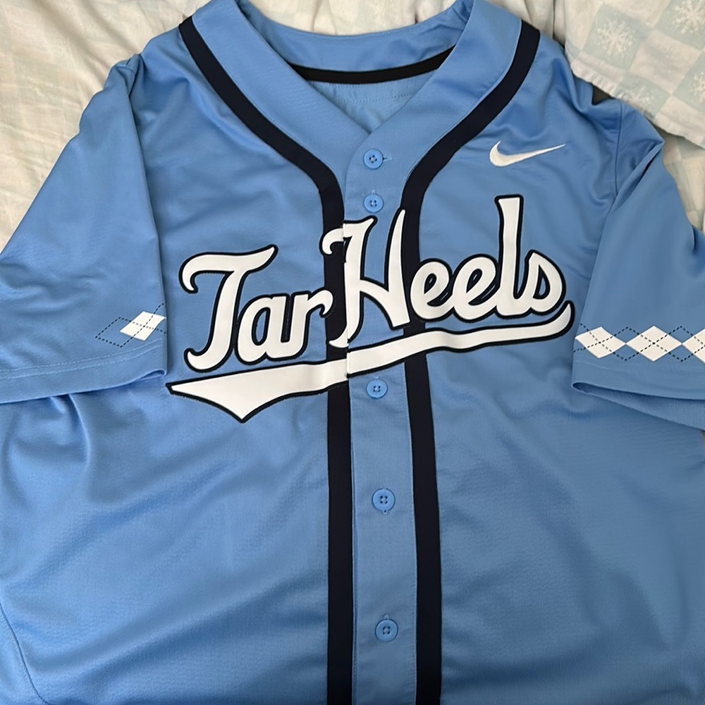 Large UNC Baseball Jersey